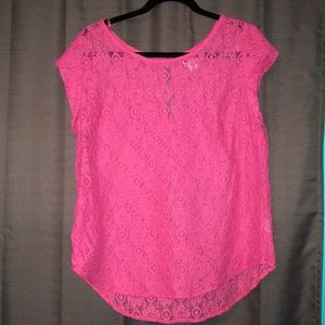 Women’s Stylus brand pink floral shell.